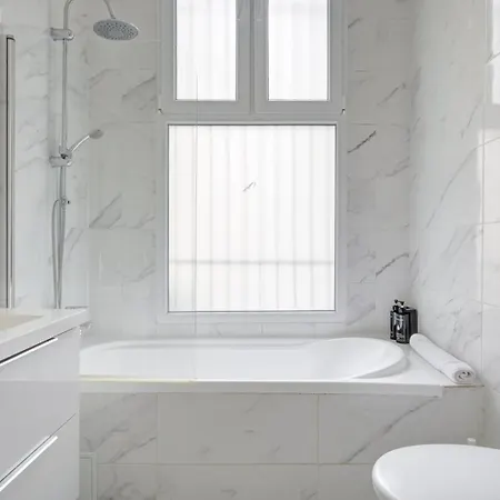 Bluestay 47 - Au Coeur De Apartment Paris